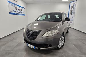 Lancia Ypsilon 1.2 69 CV 5 P. GPL Ecochic Silver -