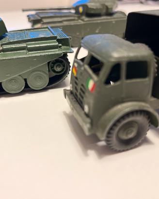 Dinky toys army