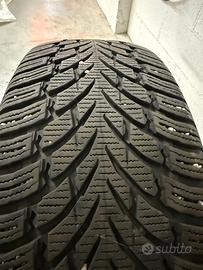 Pneumatici Nokian WINTER TIRES SUV4 235/50 R19