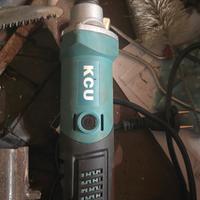 smerigliatrice elettrica di marca KCU. 