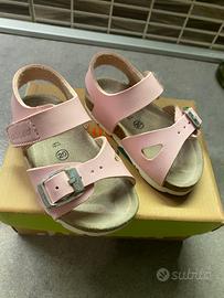 SCARPINE BIMBA NUMERO 20