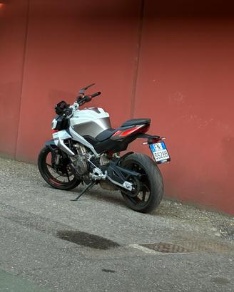 Aprilia Tuono 457   7.000€ trattabili