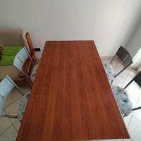 Tavolo cucina con 4 sedie