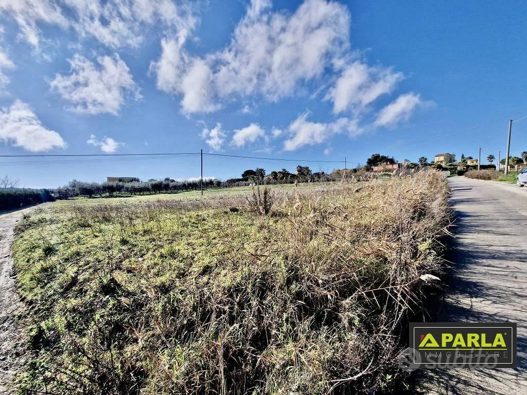 Terreno di 2100 m² a Canicattì - Vista 3