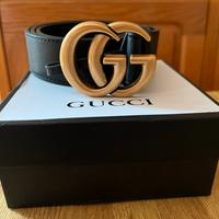 Cintura Gucci in pelle nera