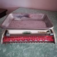 bilancia da cucina vecchia