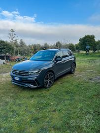 Volkswagen Tiguan R-Line 200 cv 4Motion