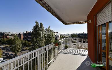 3 LOCALI - PIANO ALTO - CON AMPIO BALCONE