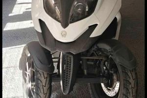 Scooter Quadro 350 16.300km