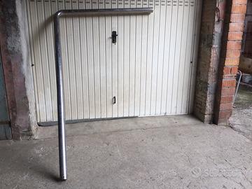 Palo in acciaio inox per insegne o altro