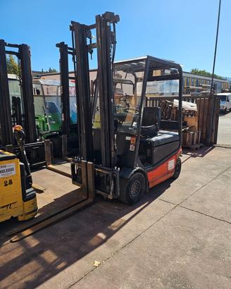 Carrello elevatore elettrico 2500kg STILL