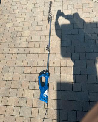 taglia siepe elettrico.. 