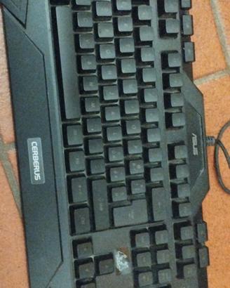 tastiera gaming Asus Cerberus