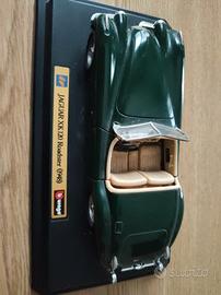Jaguar XK 120 Burago 1/24