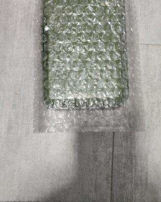 scatola portamosche con circa 140 mosche secche