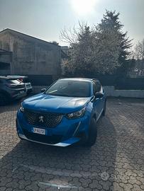 Peugeot 2008 BlueHDi 130 EAT8 S&S ALLURE