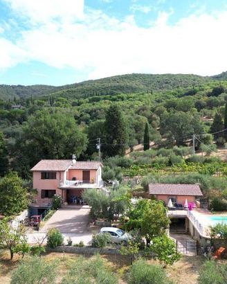 Villa di 230 m² con 4 locali e box auto a Passigna