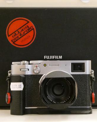 Fujifilm X100V
