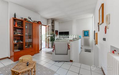 APPARTAMENTO DI 3 LOCALI CON TERRAZZO SENZA SPESE