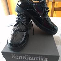 scarpe Nero giardini 