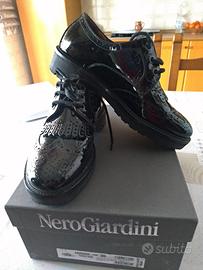 scarpe Nero giardini 