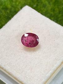 Rubino naturale 0.87 ct taglio ovale autenticato