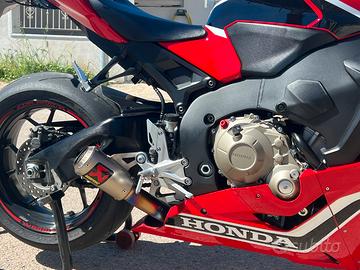 Honda cbr1000rr