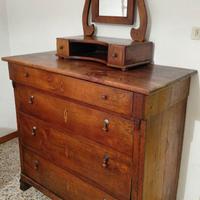 Cassettone antico in noce con specchio restaurato