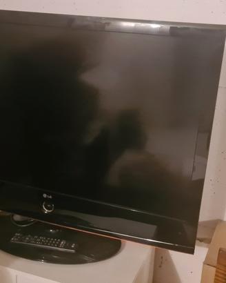 TV LED MARCA LG 45 POLLICI