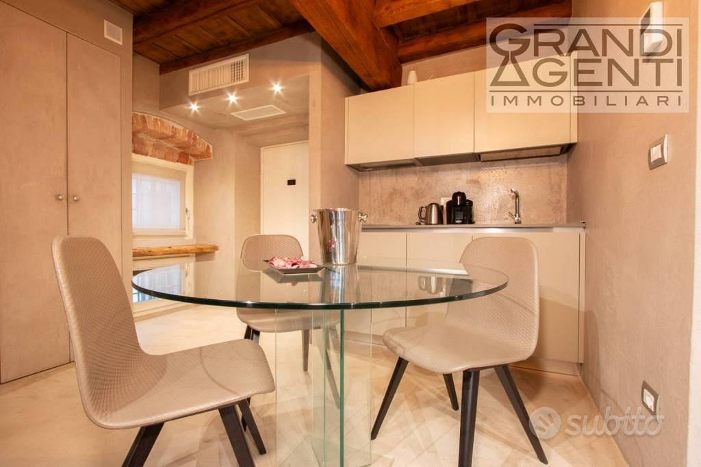 Apartment in Verona, Città antica, Centro storico - Altro