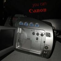 Videocamera Canon MV600