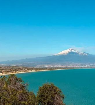 Villa vista mare ed Etna