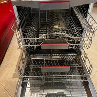 LAVASTOVIGLIE BOSCH SERIE 4