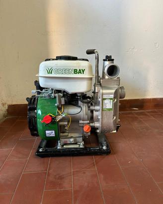 Motopompa a scoppio autodescante 4 tempi - 2 HP