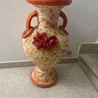 Anfora in ceramica definito a mano