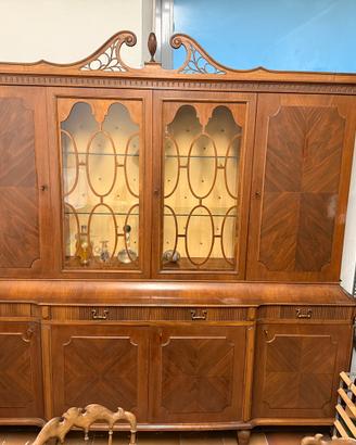 Credenza antica con vetrina – stile Liberty