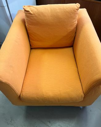 Poltroncina gialla