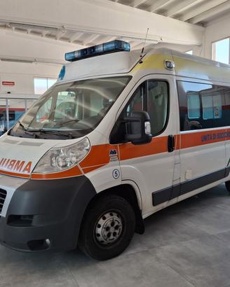 Ambulanza AVS- Fiat Ducato 2012 - E25-91027