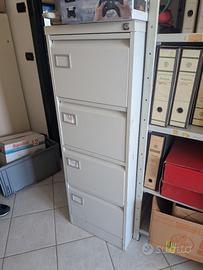 Classificatore porta documenti a 4 cassetti