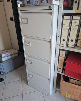 Classificatore porta documenti a 4 cassetti