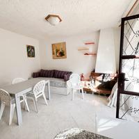 Villa a schiera Roccagloriosa