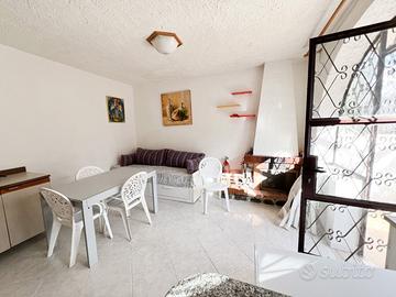 Villa a schiera Roccagloriosa