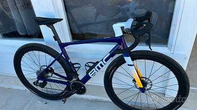 Bici gravel carbonio BMC Kayus 01