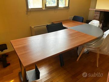 Tavolo da ufficio 