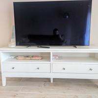 Mobile TV Ikea linea IDANAS