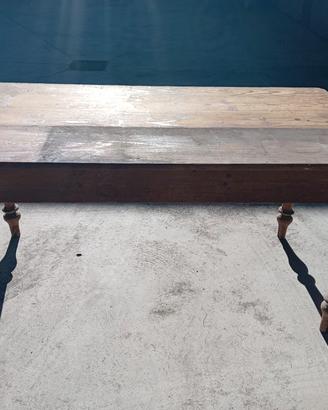 Tavolo in legno 