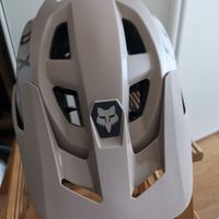Casco Fox