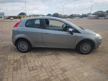 fiat grande punto 1.3 MJT 90 CV 2009