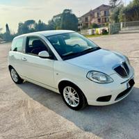 Ypsilon 1.4 benzina GPL neopatentati unicapropriet