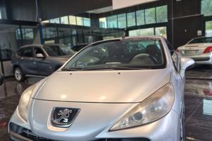 Peugeot 207 1.6 HDi 110CV CC Féline